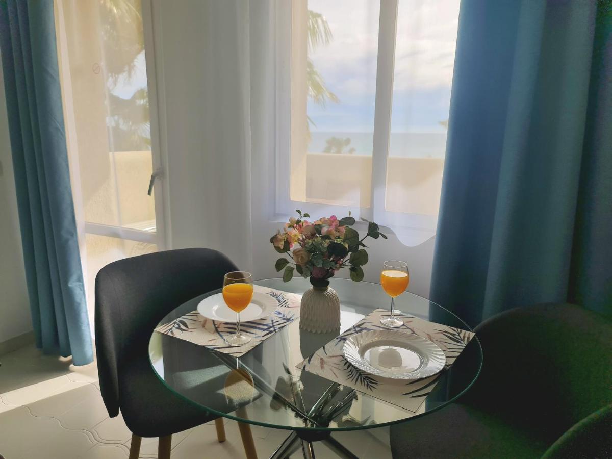 Precioso Apartamento Con Piscinas Y Vistas Al Mar. เบนัลมาเดนา ภายนอก รูปภาพ