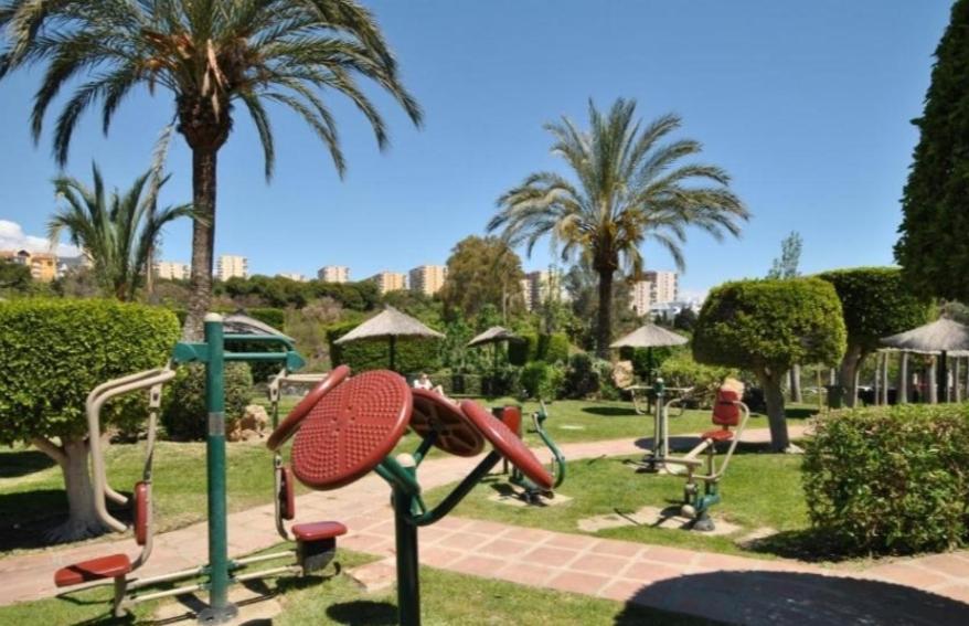 Precioso Apartamento Con Piscinas Y Vistas Al Mar. เบนัลมาเดนา ภายนอก รูปภาพ