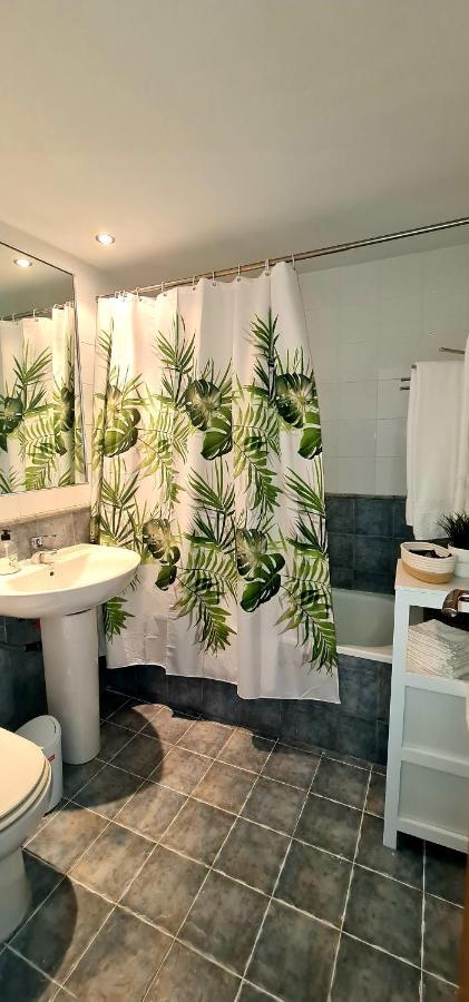 Precioso Apartamento Con Piscinas Y Vistas Al Mar. เบนัลมาเดนา ภายนอก รูปภาพ