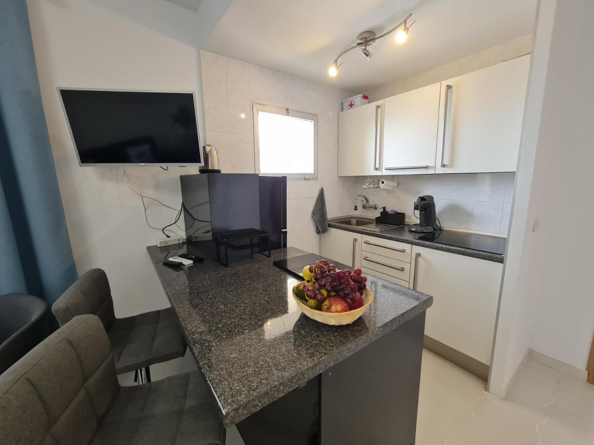 Precioso Apartamento Con Piscinas Y Vistas Al Mar. เบนัลมาเดนา ภายนอก รูปภาพ